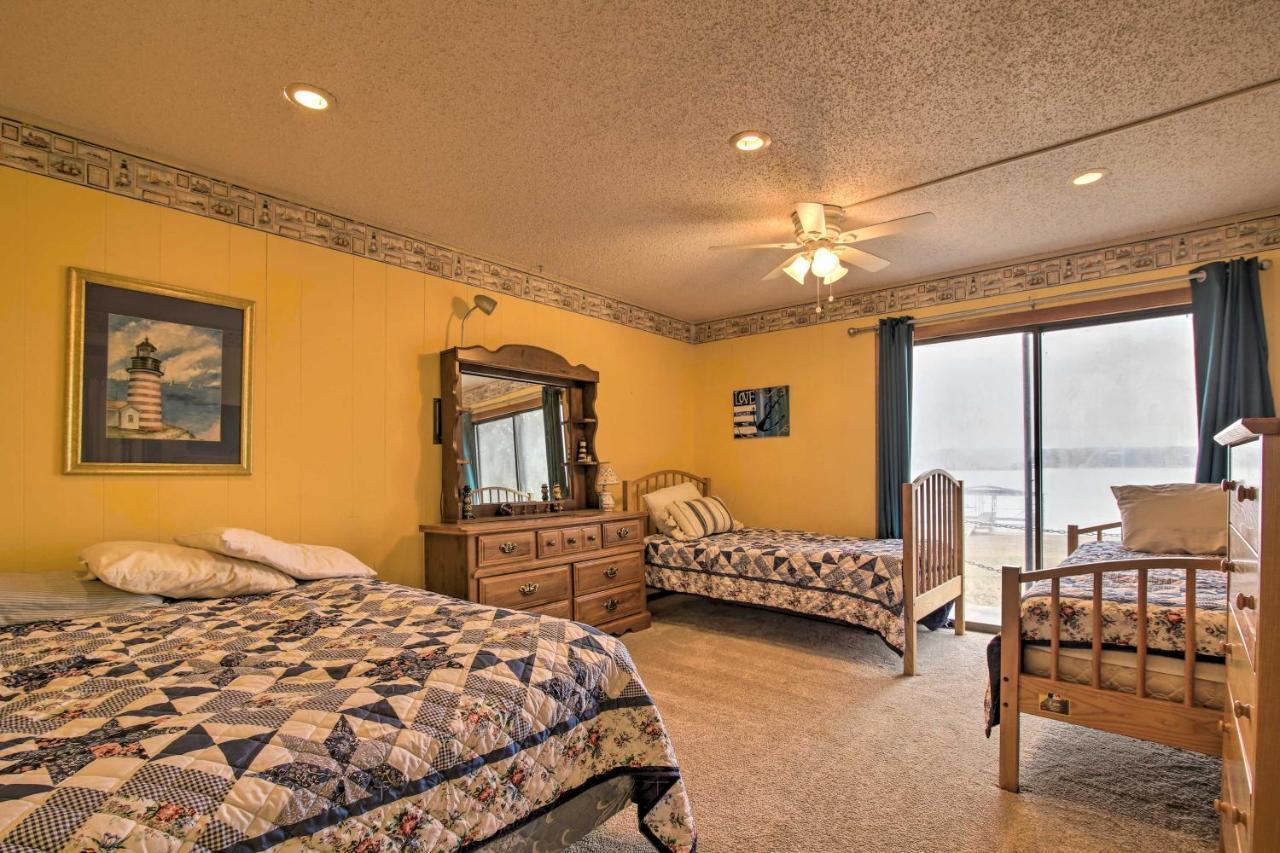 Rustic Lake Buchanan Hideaway With Game Room And Grill Tow Exterior foto