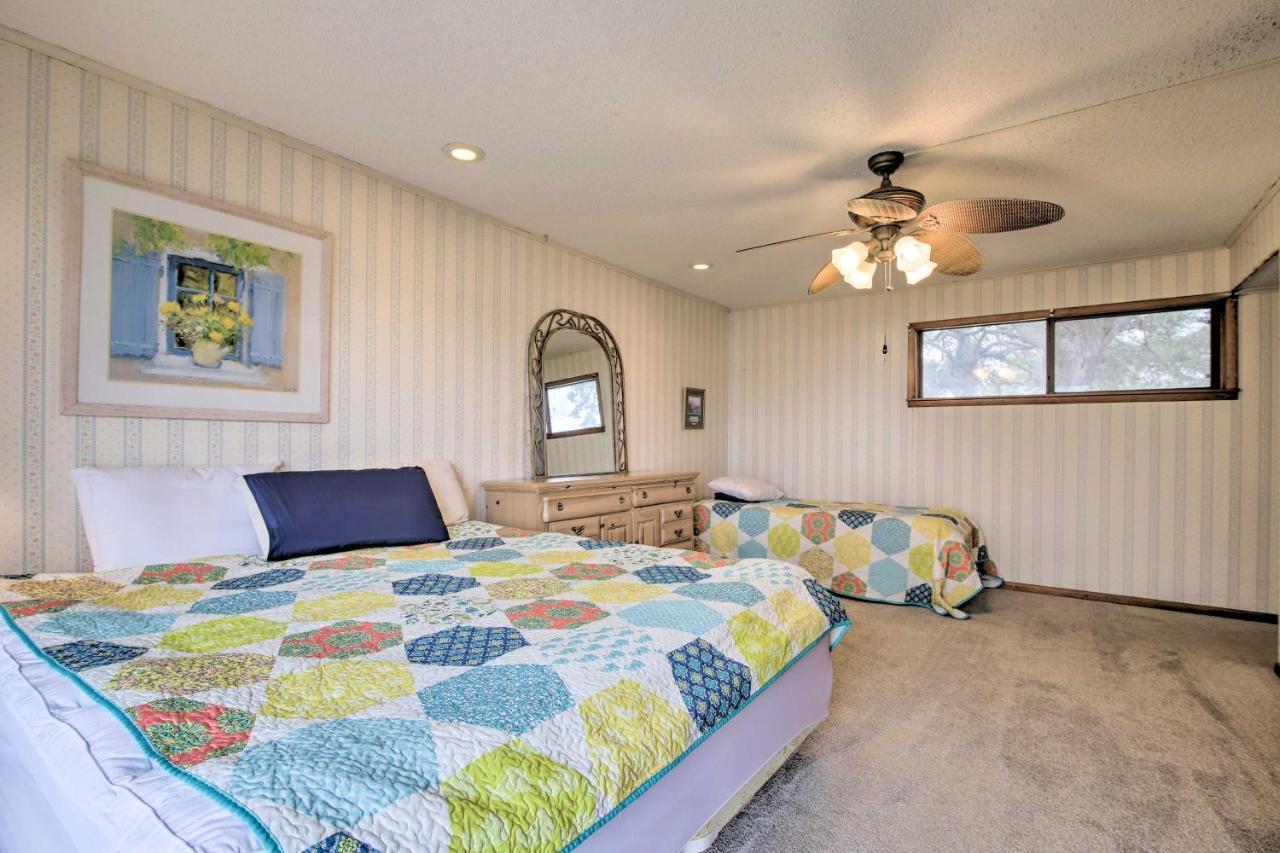 Rustic Lake Buchanan Hideaway With Game Room And Grill Tow Exterior foto